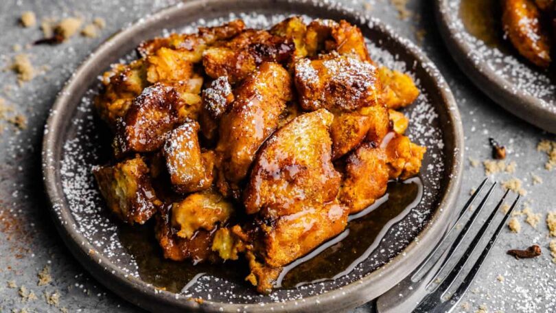 Overnight-Slow-Cooker-Pumpkin-French-Toast-Casserole-H1.jpg Slow Cooker Pumpkin French Toast Casserole