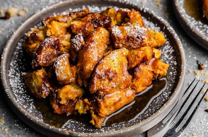 Overnight-Slow-Cooker-Pumpkin-French-Toast-Casserole-H1.jpg Slow Cooker Pumpkin French Toast Casserole