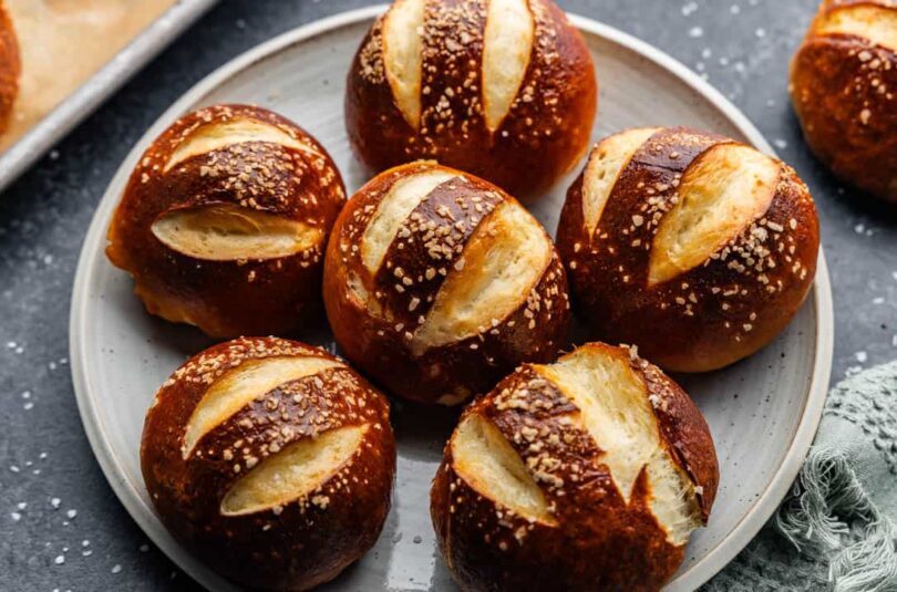 Pretzel-Rolls-H1.jpg Homemade Pretzel Rolls
