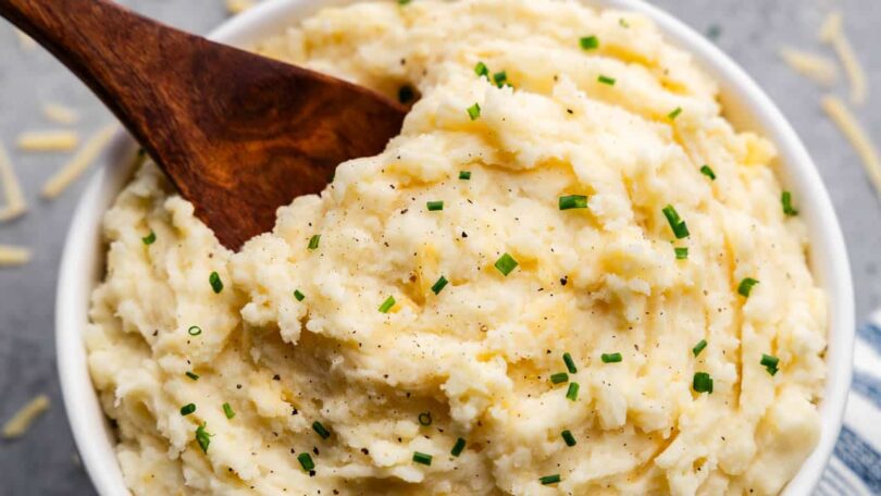 Smoked-Gouda-Mashed-Potatoes-H1.jpg Smoked Gouda Mashed Potatoes – The Stay At Home Chef