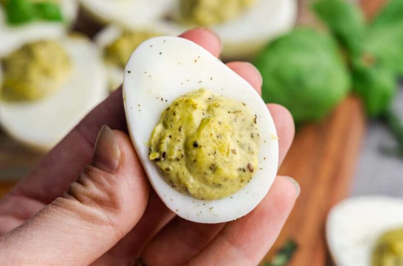 Pesto Deviled Eggs – The Stay At Home Chef
