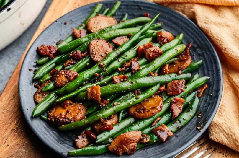 Sauteed-Green-Beans-with-Bacon-and-Water-Chestnuts-H1.jpg Glazed Green Beans with Bacon and Water Chestnuts