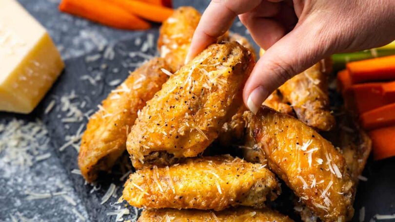 Garlic Parmesan Chicken Wings – The Stay At Home Chef