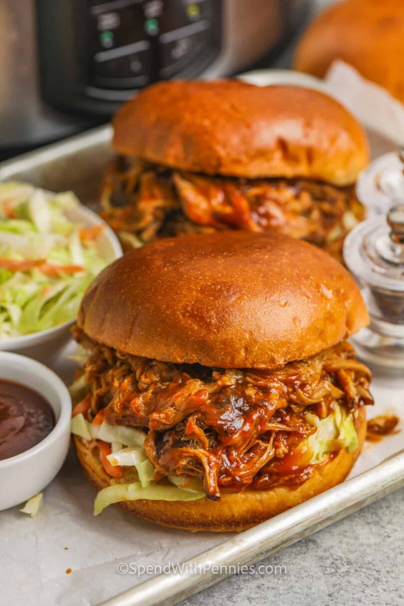 Slow Cooker Pulled Pork Sandwiches