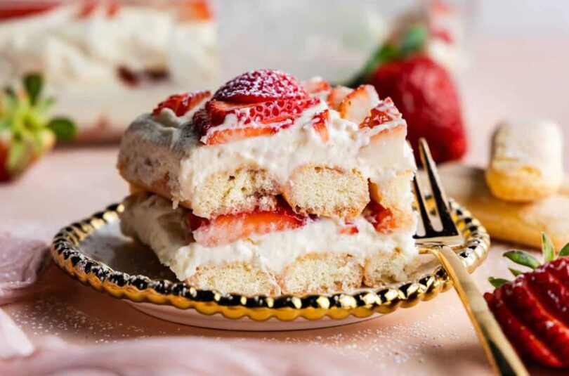 Strawberries and Cream Tiramisu – The Stay At Home Chef