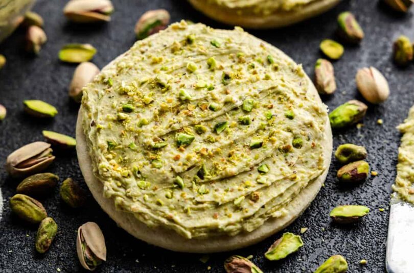 Pistachio Buttercream Frosting – The Stay At Home Chef