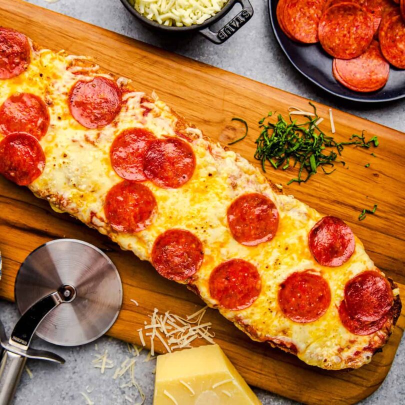 French-Bread-Pizza-H1.jpg Garlic French Bread Pizza – The Stay At Home Chef