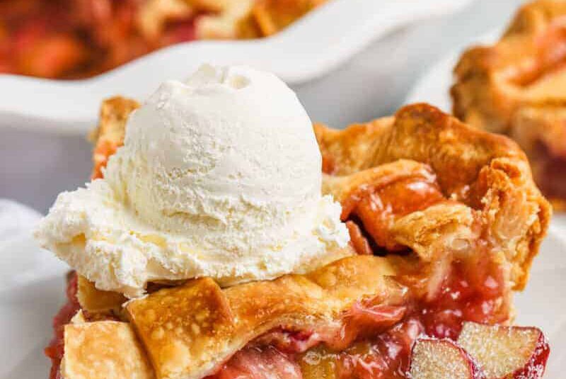 Rhubarb Pie – Spend With Pennies